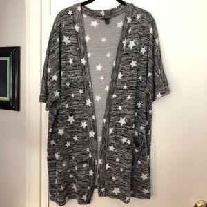 ⭐️ Torrid Short Sleeve Cardigan